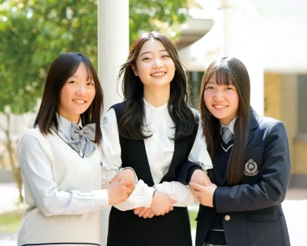 普通科 特進クラスの生徒が勉強している。