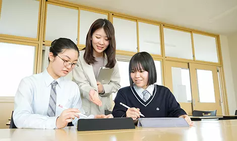 タブレット端末を活用した学習風景